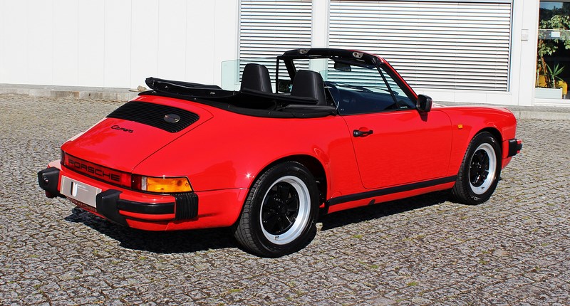 1986 Porsche 911 Carrera 3.2 Cabriolet